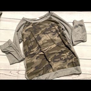 7th Ray women’s sweater